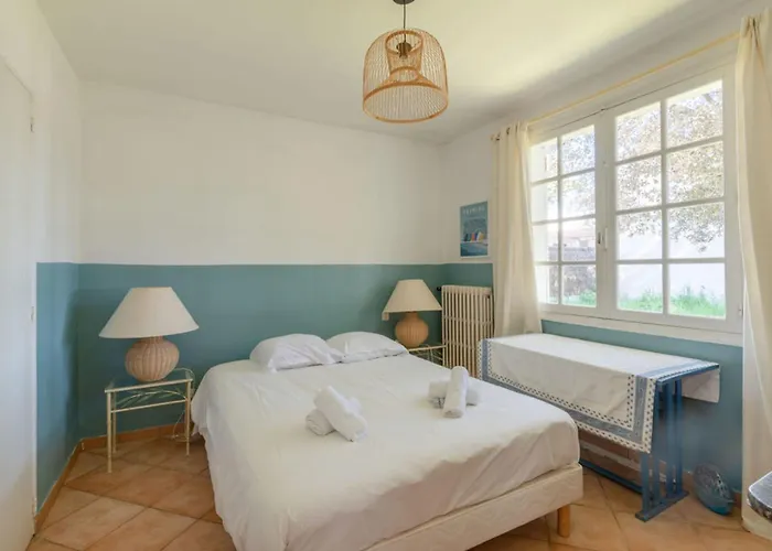 펜션 Du Mene - 60m & - Wifi Mesquer